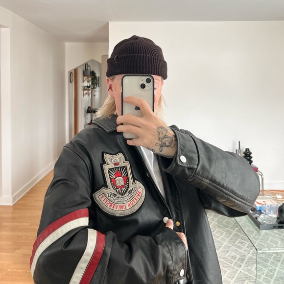 vintage 80’s carleton university leather jacket - Picture 2 of 4